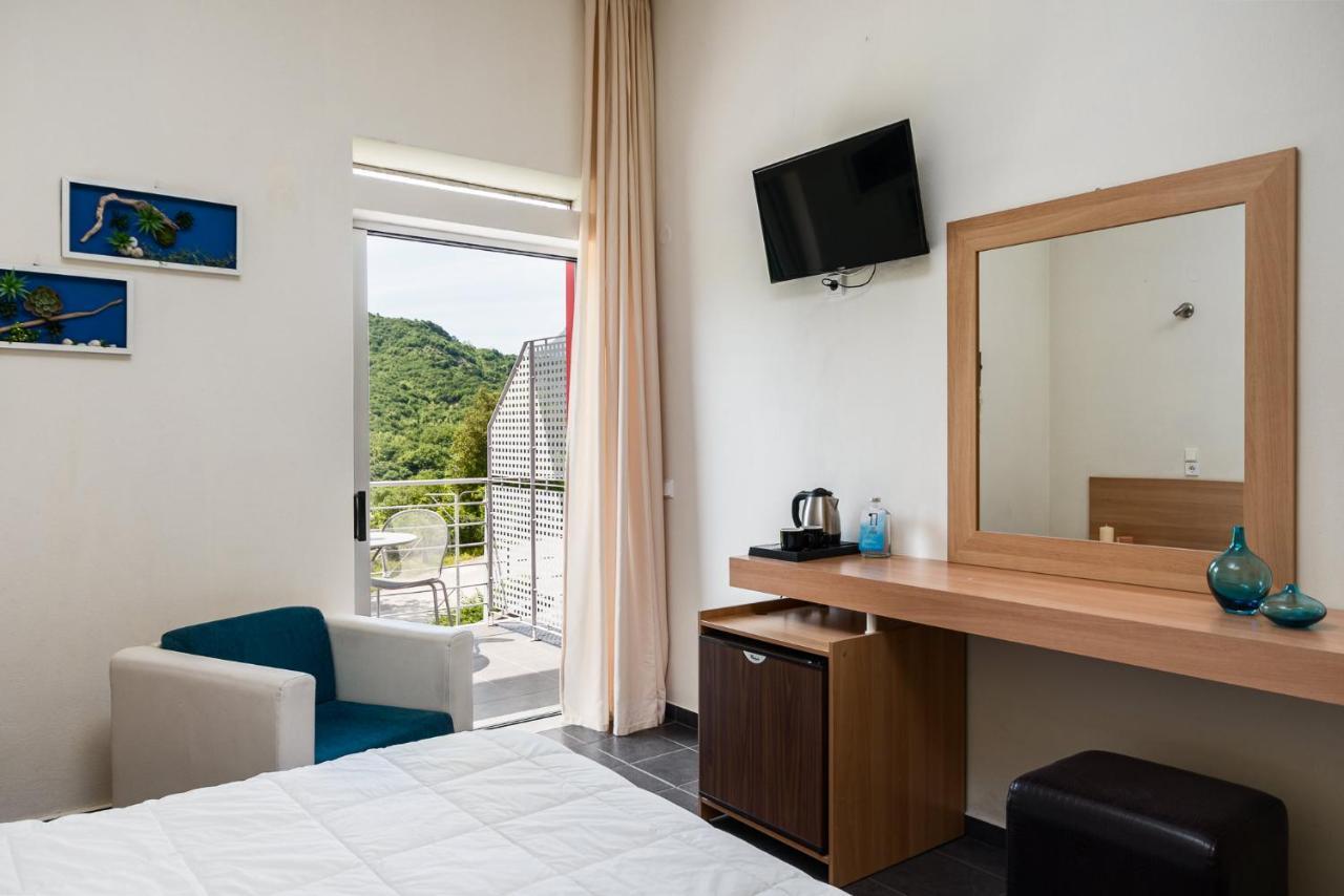 Gefiri Plakas Hotel, Tzoumerka Dış mekan fotoğraf